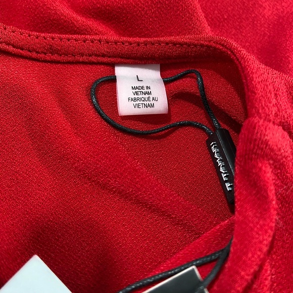 NWT T TAHARI || Woman’s sling sleeves blouse size Large - Picture 6 of 6